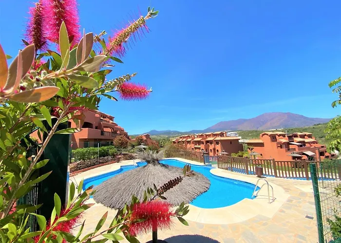 Sea View Penthouse With Hot Tub - Casa Bella Vista, Buenas Noches , Appartamento Estepona