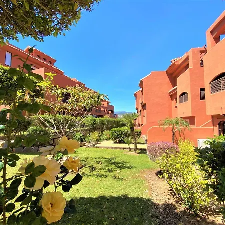 Sea View Penthouse With Hot Tub - Casa Bella Vista, Buenas Noches , Apartment Estepona