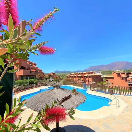 Sea View Penthouse With Hot Tub - Casa Bella Vista, Buenas Noches , Apartment Estepona