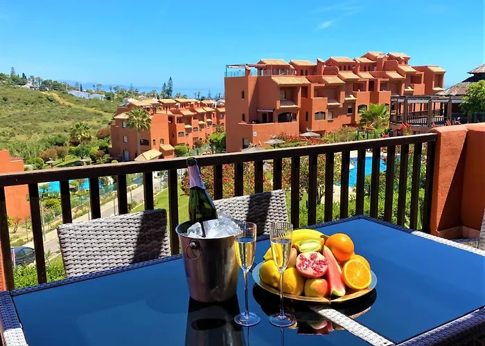 Apartment Sea View Penthouse With Hot Tub - Casa Bella Vista, Buenas Noches , Estepona