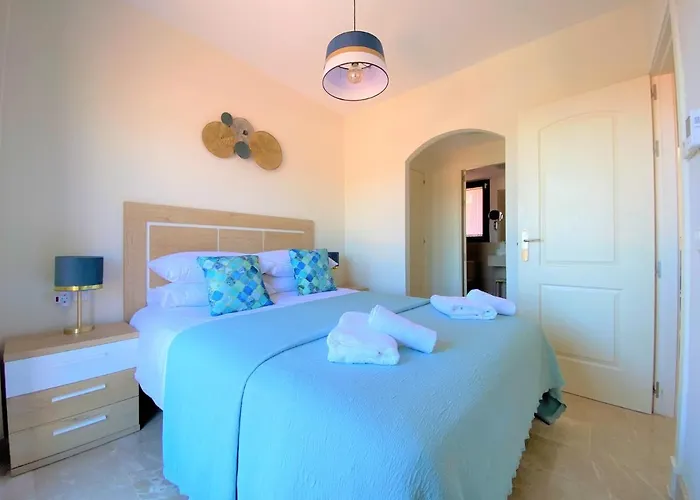 Sea View Penthouse With Hot Tub - Casa Bella Vista, Buenas Noches , *