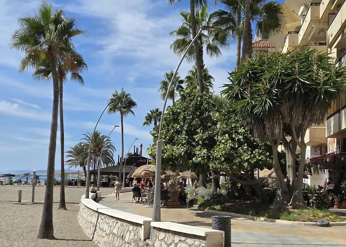 Sea View Penthouse With Hot Tub - Casa Bella Vista, Buenas Noches , Apartment Estepona