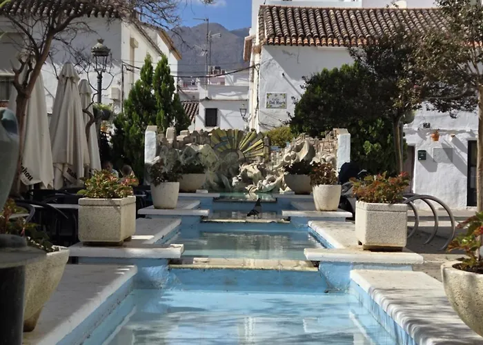 Sea View Penthouse With Hot Tub - Casa Bella Vista, Buenas Noches , Apartment Estepona