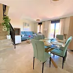 Sea View Penthouse With Hot Tub - Casa Bella Vista, Buenas Noches , Apartament