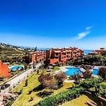 Sea View Penthouse With Hot Tub - Casa Bella Vista, Buenas Noches , Apartament *