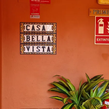 Sea View Penthouse With Hot Tub - Casa Bella Vista, Buenas Noches , 埃斯特波纳