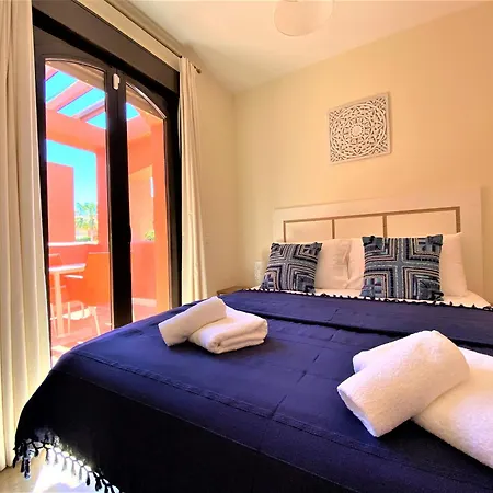 Sea View Penthouse With Hot Tub - Casa Bella Vista, Buenas Noches , 埃斯特波纳